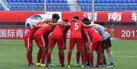 中国U-16国少今日与业余球队海南消防足球队进行了一场友谊赛