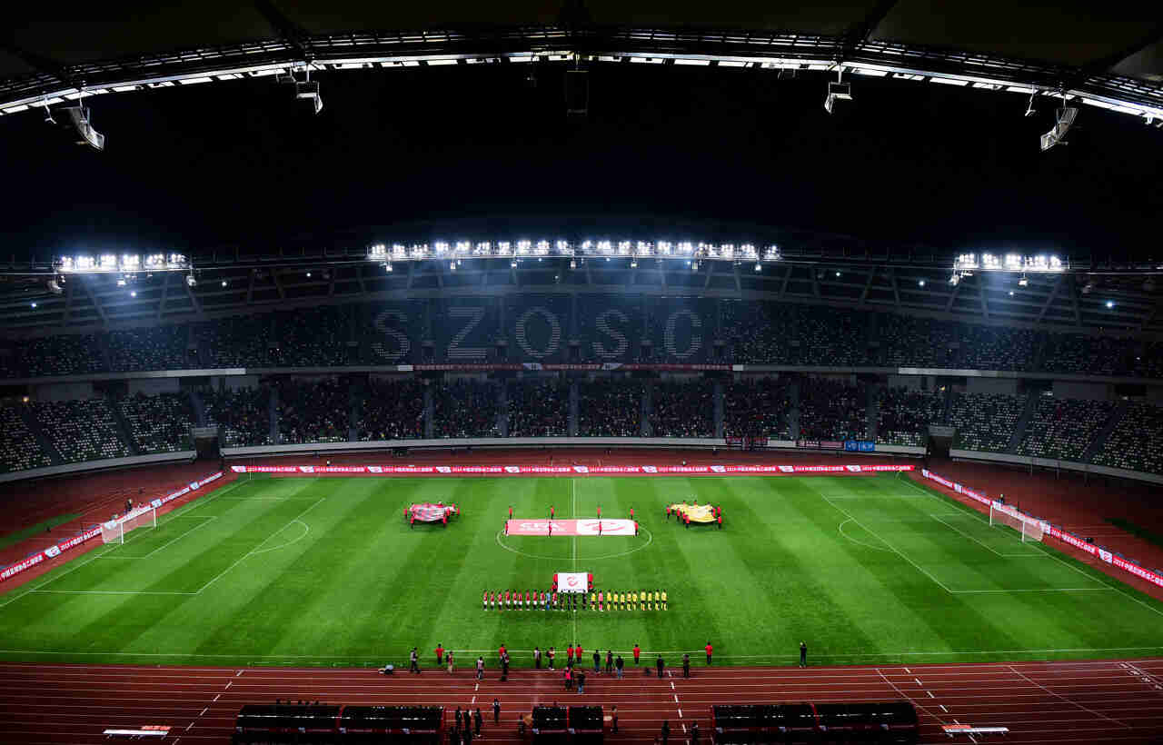 申花新闻官：上海德比6000球迷计划被否，两队各安排1000多人观赛