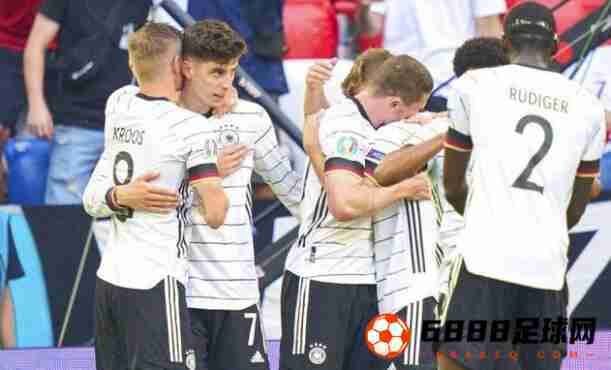 德国4-2战胜葡萄牙，戈森斯进球得分