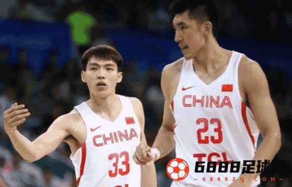 中国男篮国家队名单：周琦和王哲林坐镇中锋位置
