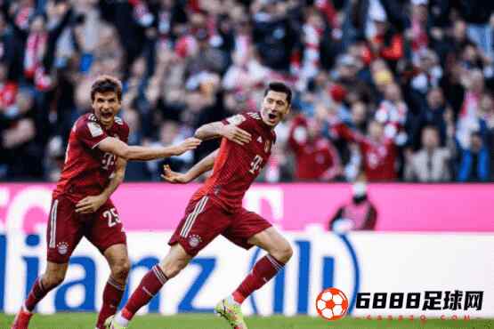 格纳布里进两球锁定胜利，拜仁5-1血洗勒沃库森