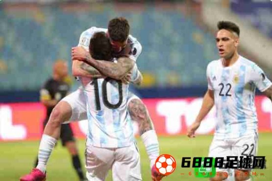 美洲杯阿根廷3-0击败厄瓜多尔，梅西破门建功
