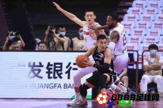广东总决赛首战大胜辽宁，威姆斯拿下28分9篮板