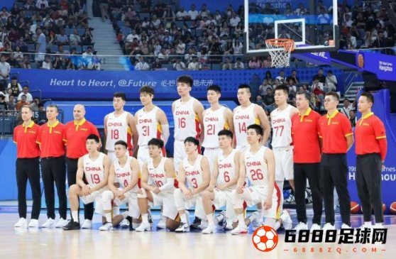 中国男篮再战亚运会，姚明的“督战”和球迷的“打脸”之争